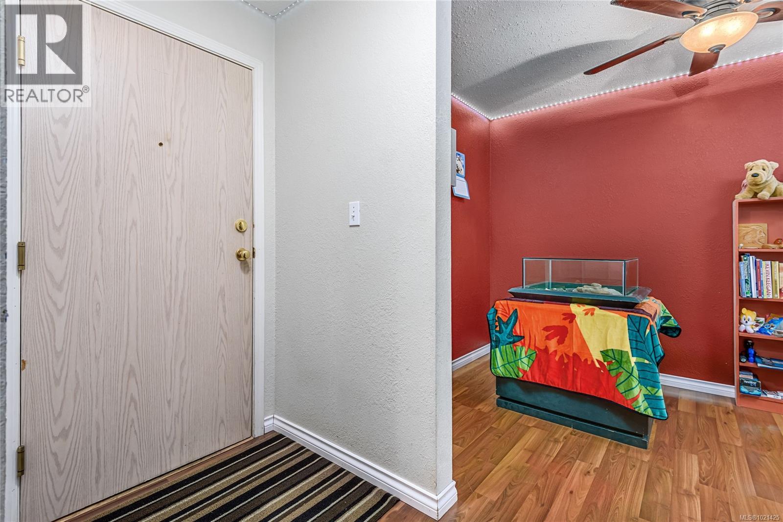 #207 1050 BRAIDWOOD RD - 18