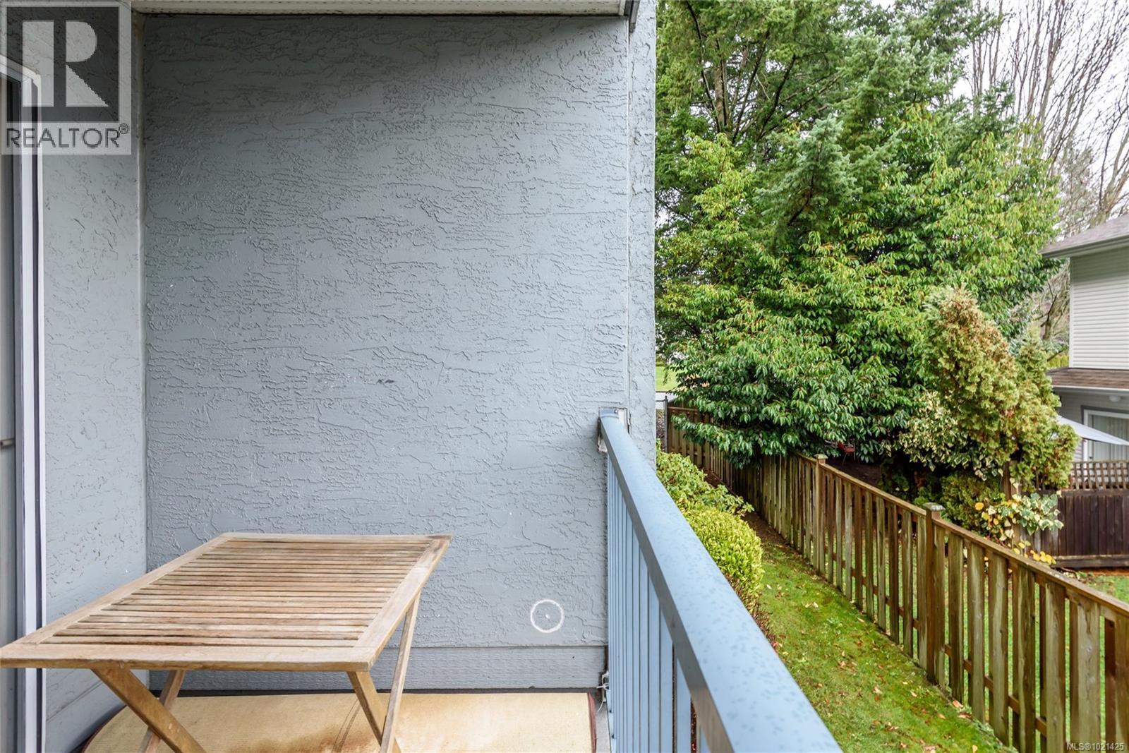 #207 1050 Braidwood Rd - 20