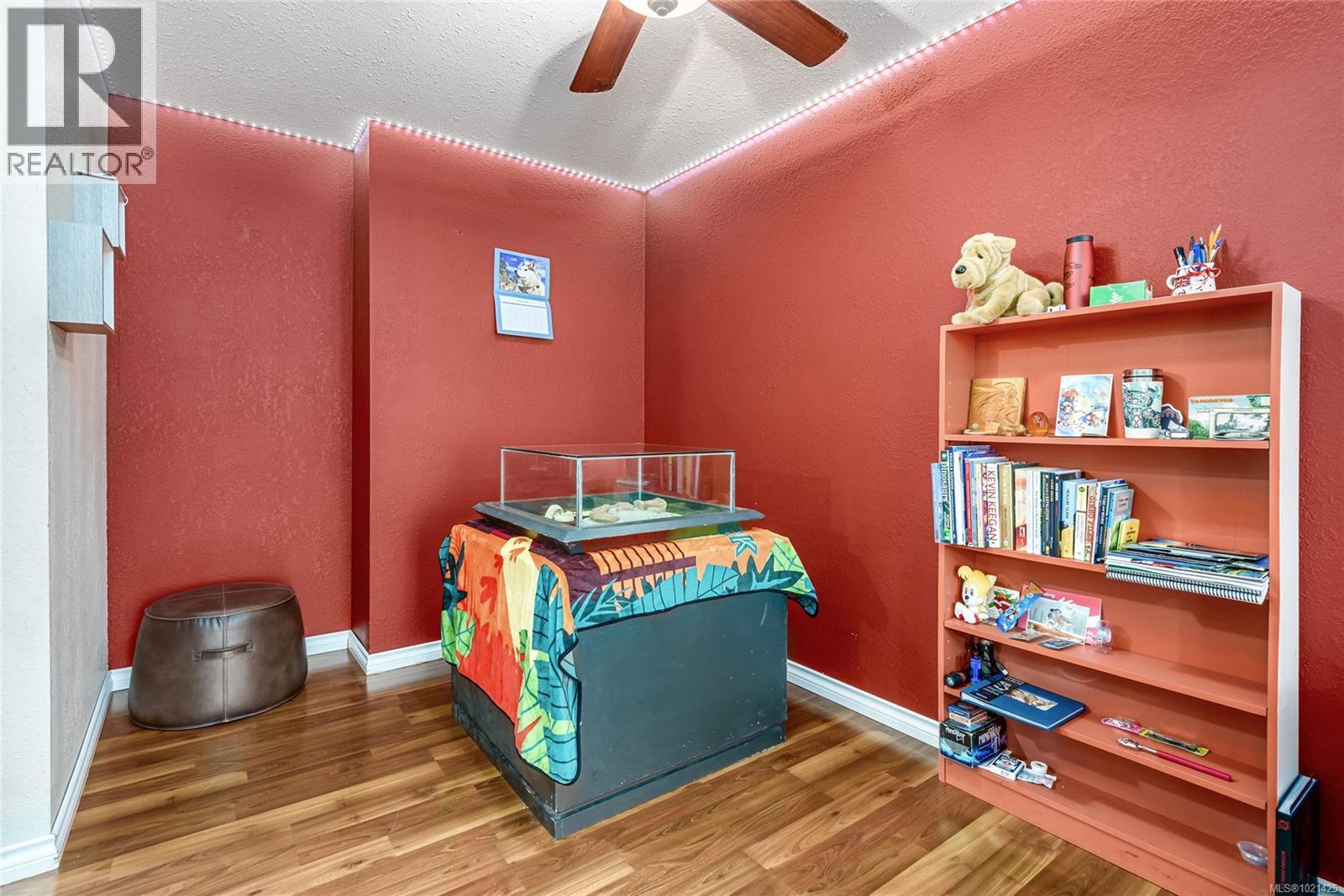 #207 1050 BRAIDWOOD RD - 6