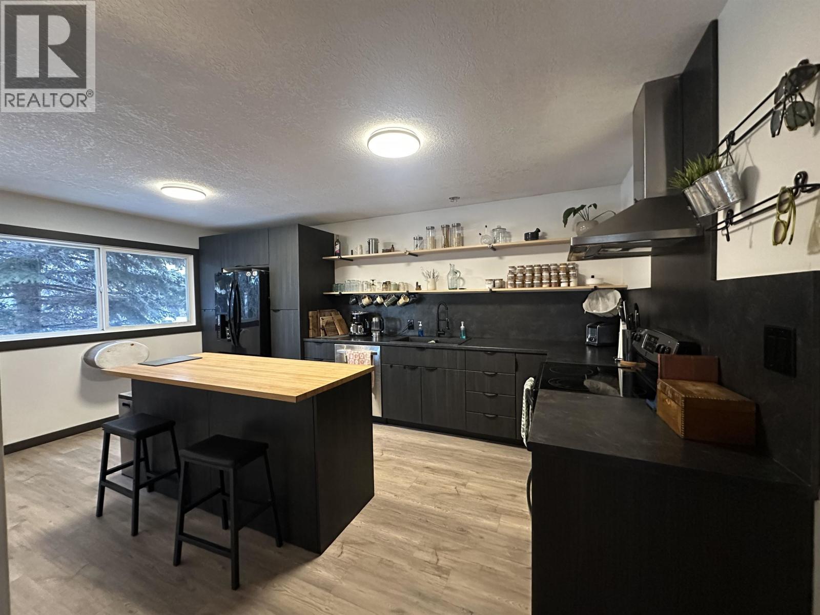 11107 102 AVENUE, Fort St. John