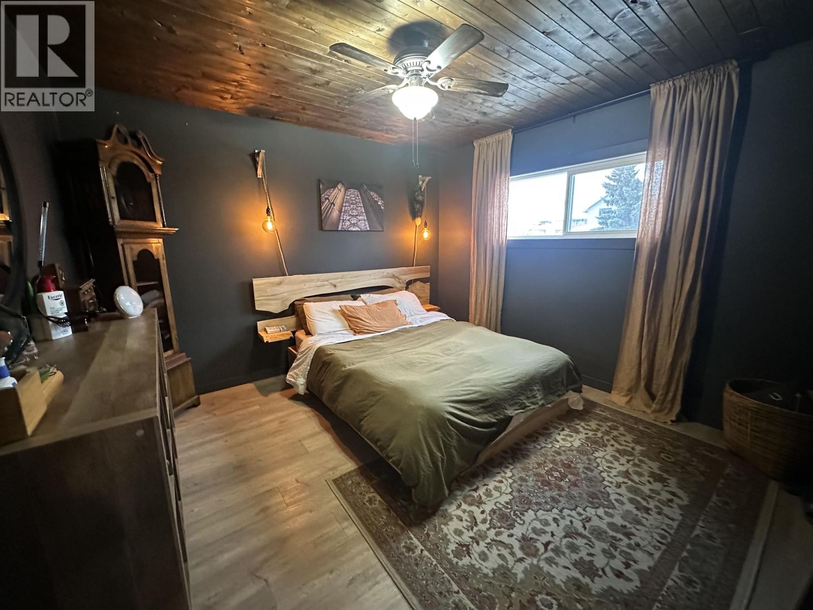 11107 102 AVENUE, Fort St. John