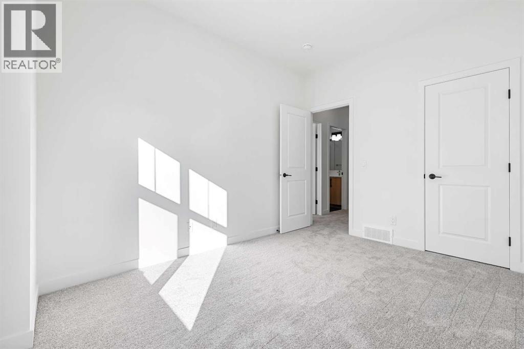 Single Family House for Sale in  Mahogany Gardens SE Mahogany Calgary 