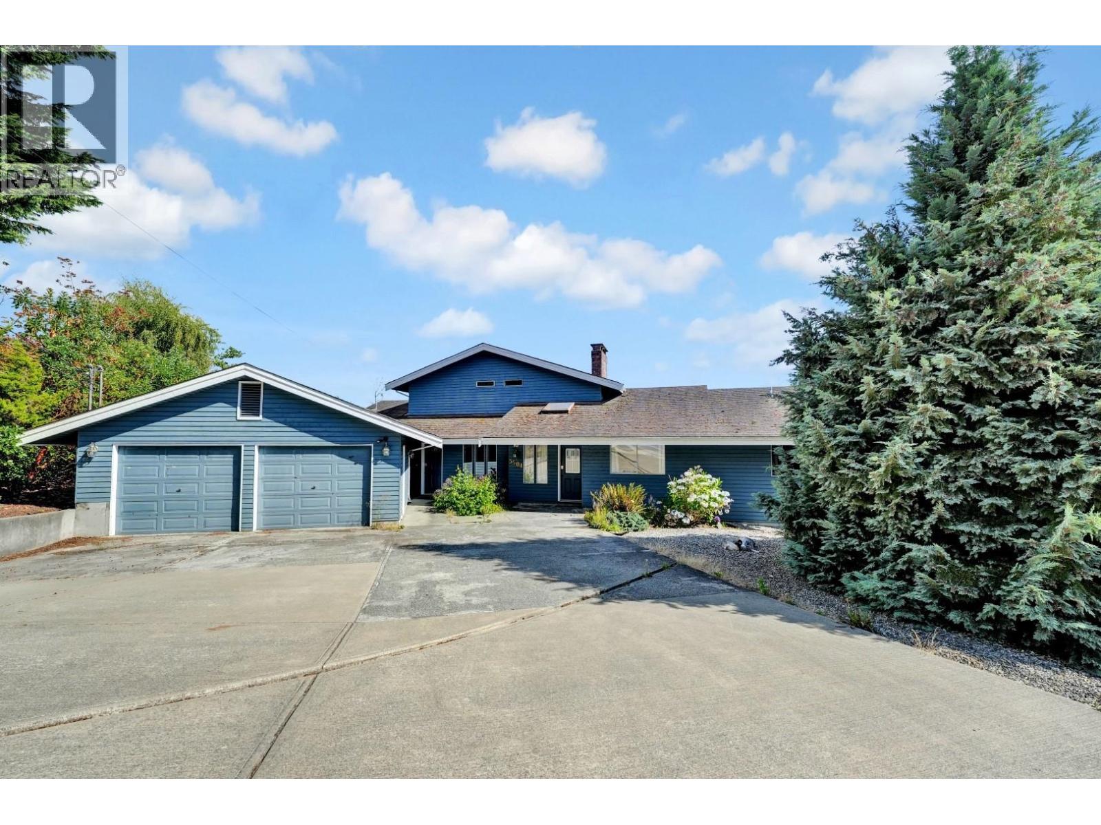 5504 DERBY ROAD, Sechelt