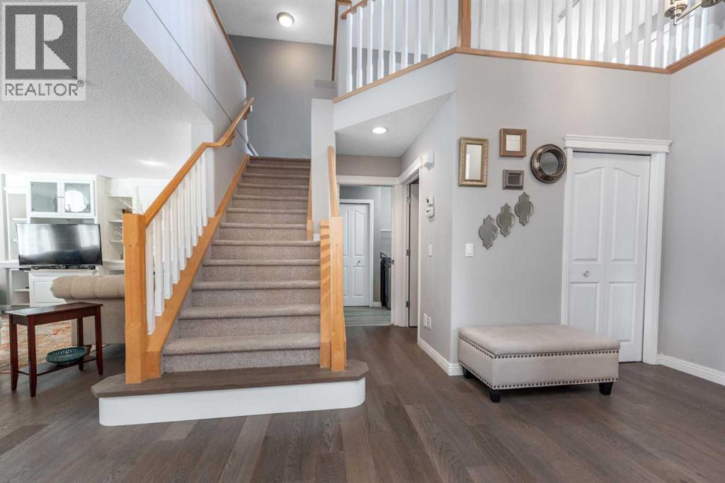 Single Family House for Sale in  Everstone Drive SW Evergreen Calgary 