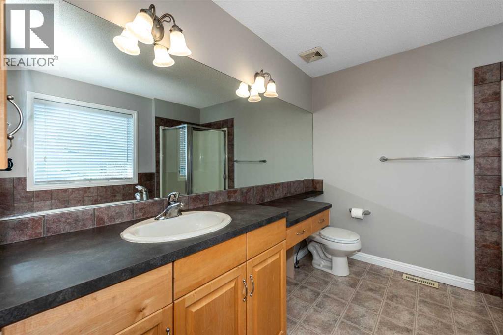 Single Family House for Sale in  Everstone Drive SW Evergreen Calgary 