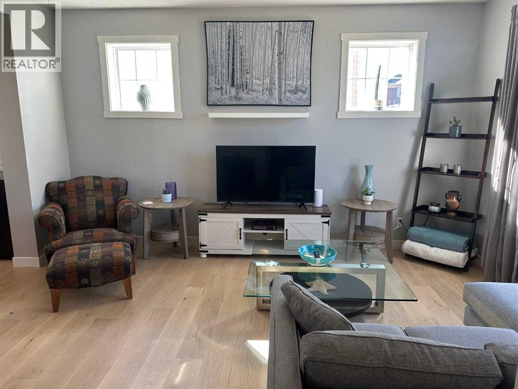 Single Family House for Sale in  Elgin Meadows Manor SE McKenzie Towne Calgary 