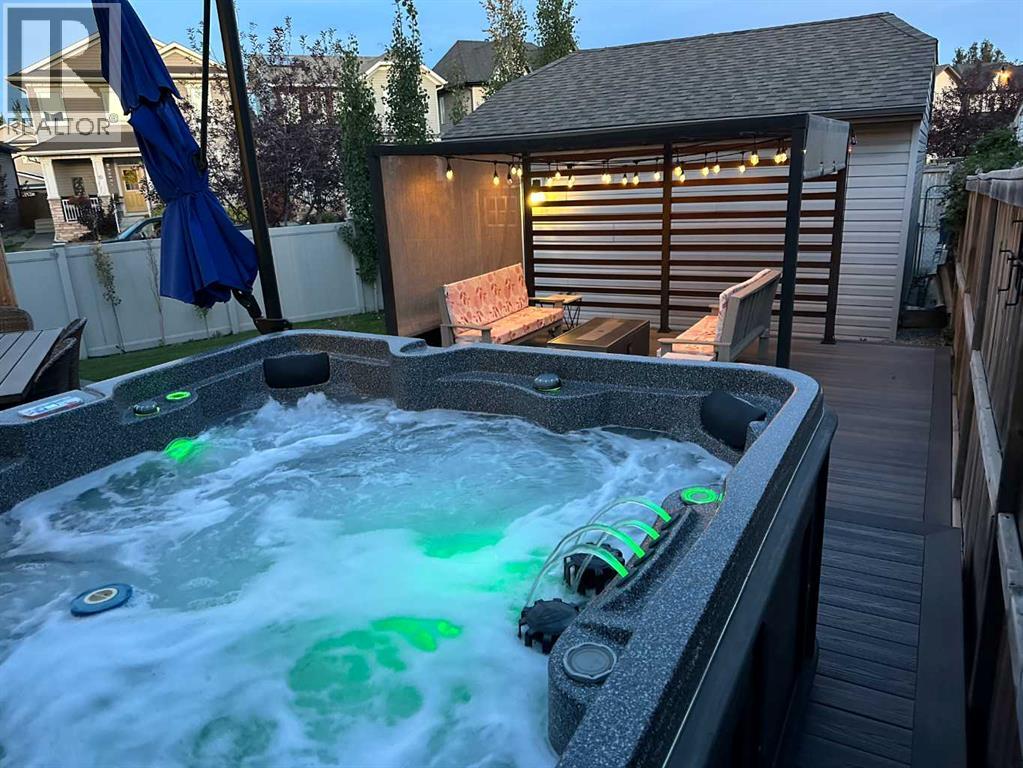 Single Family House for Sale in  Elgin Meadows Manor SE McKenzie Towne Calgary 