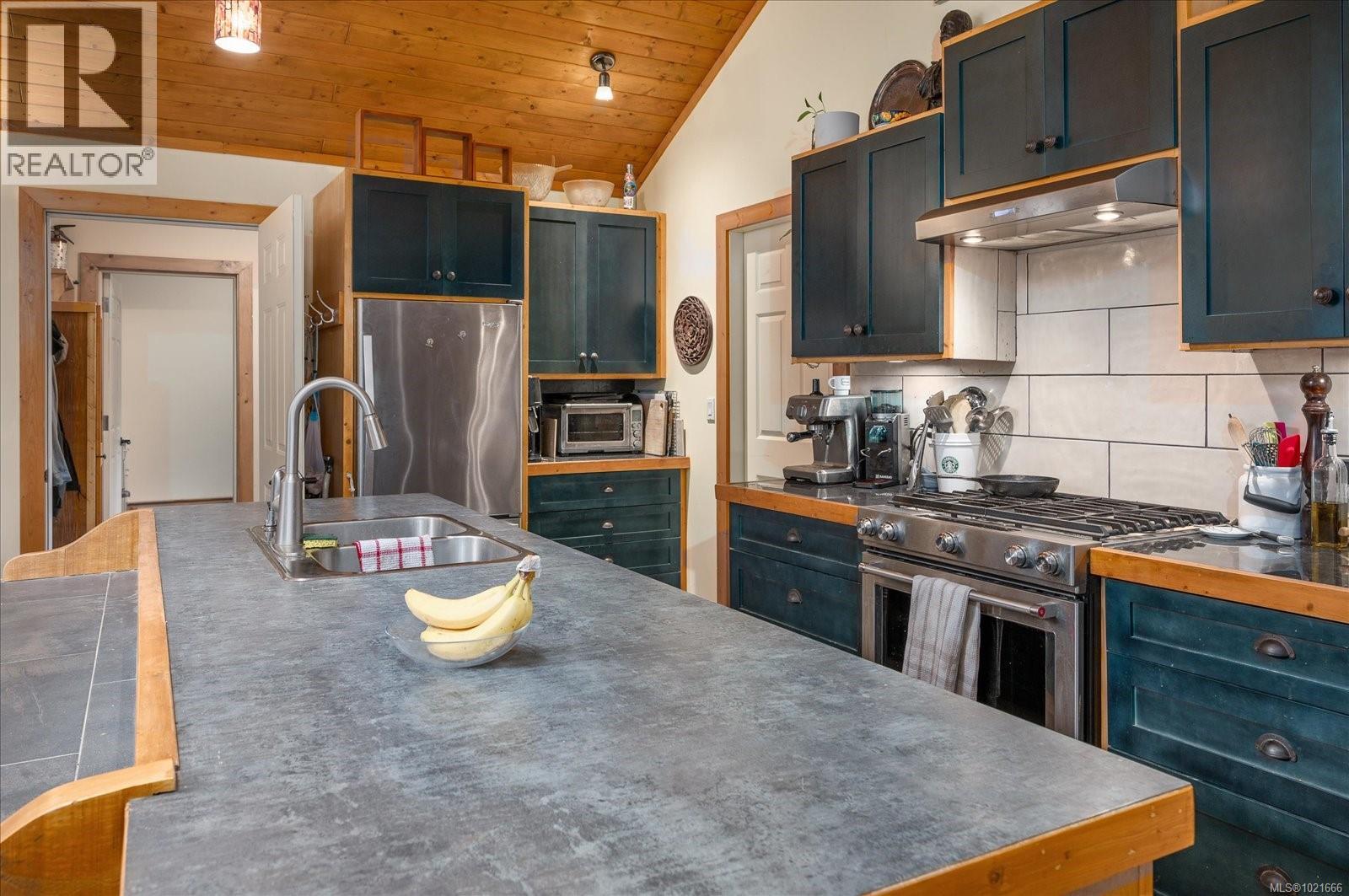 3271 South Rd, Gabriola Island