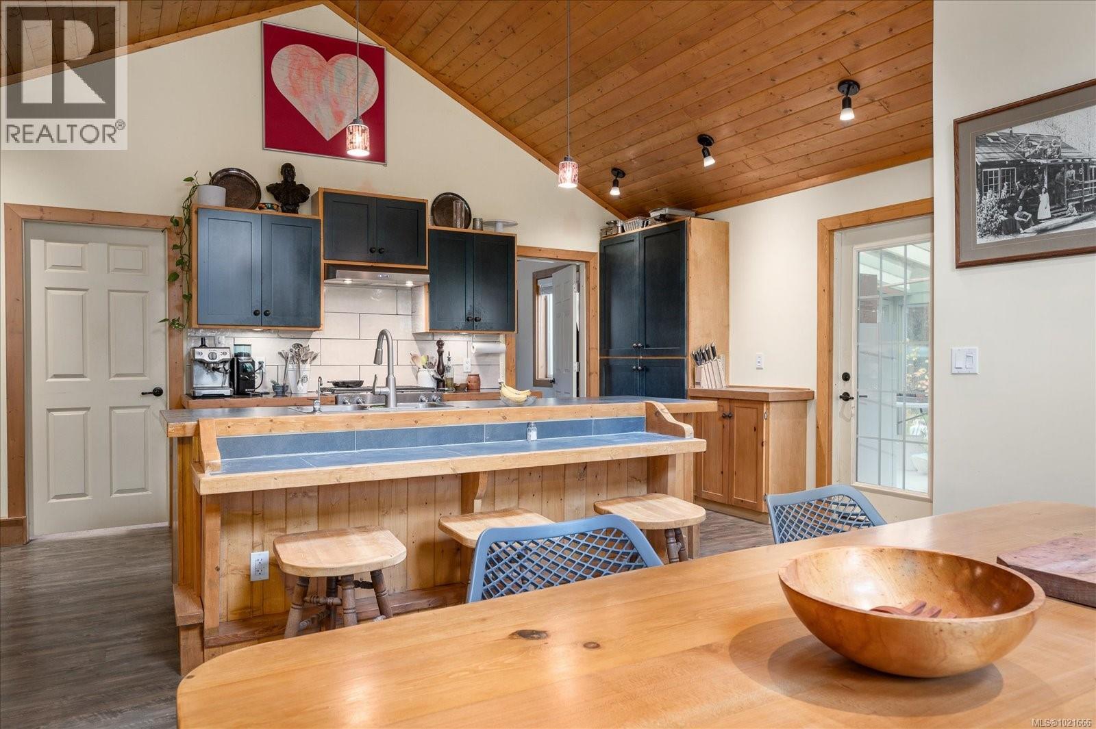 3271 South Rd, Gabriola Island