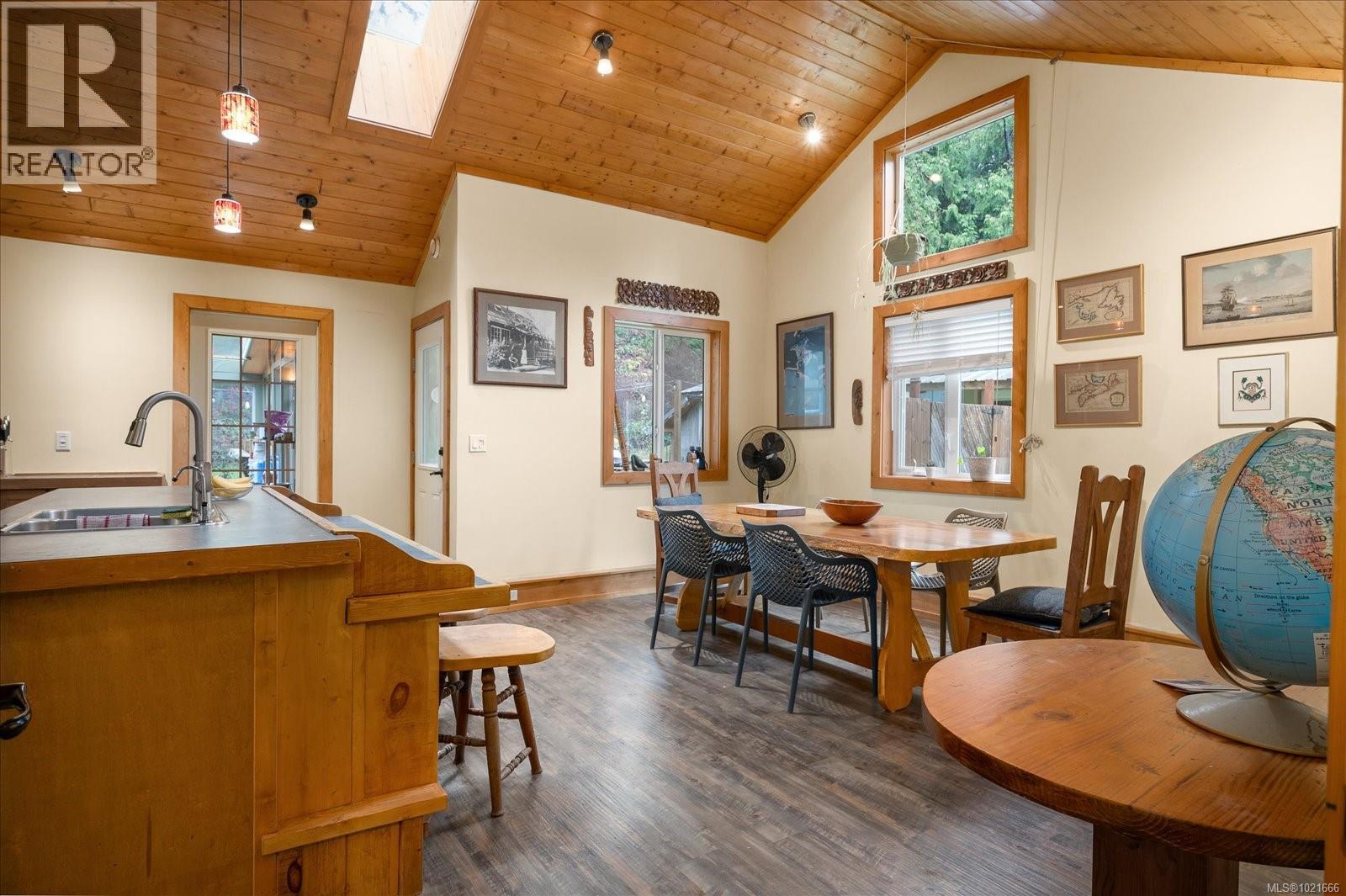 3271 South Rd, Gabriola Island