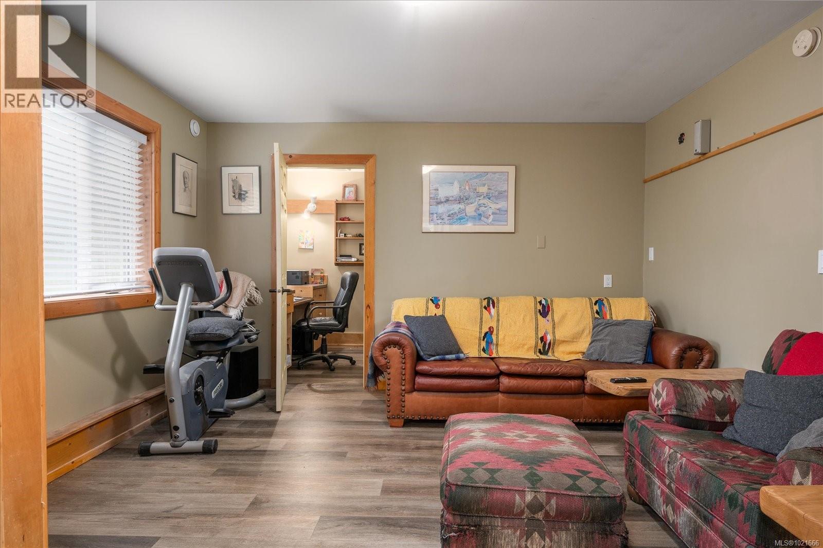 3271 South Rd, Gabriola Island