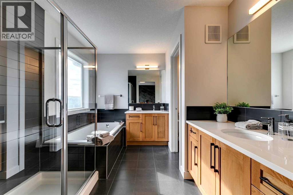 63 Sunrise Heath, Cochrane