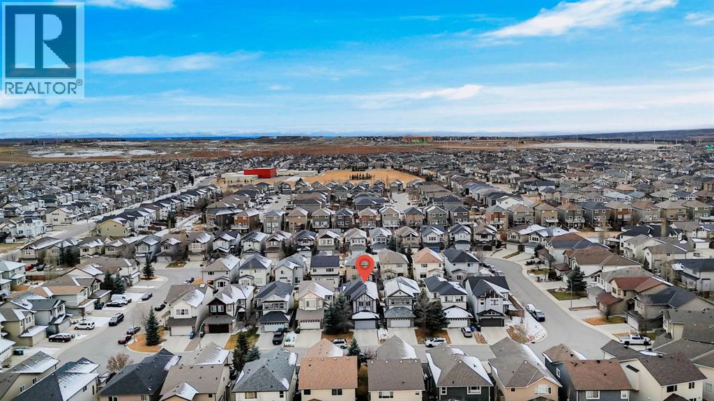 Single Family House for Sale in  Everoak Green SW Evergreen Calgary 