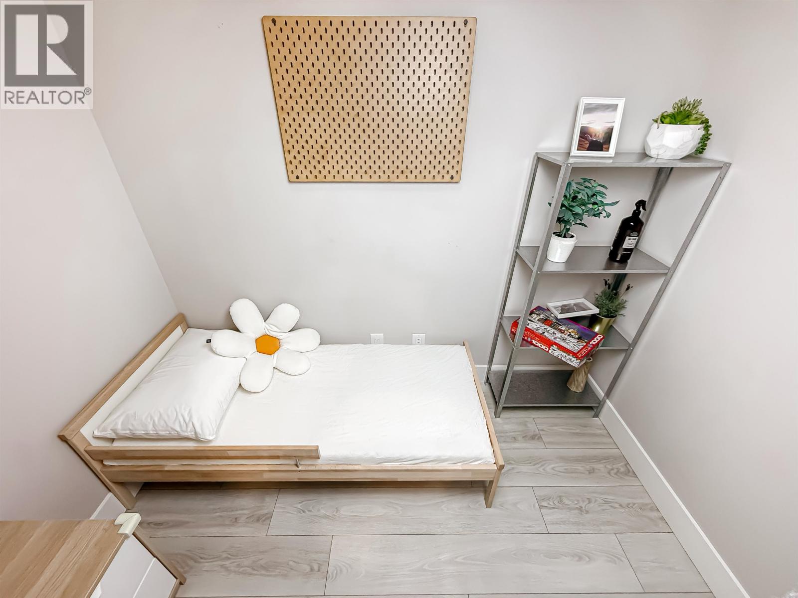 #323-4690 HAWK Lane, Tsawwassen