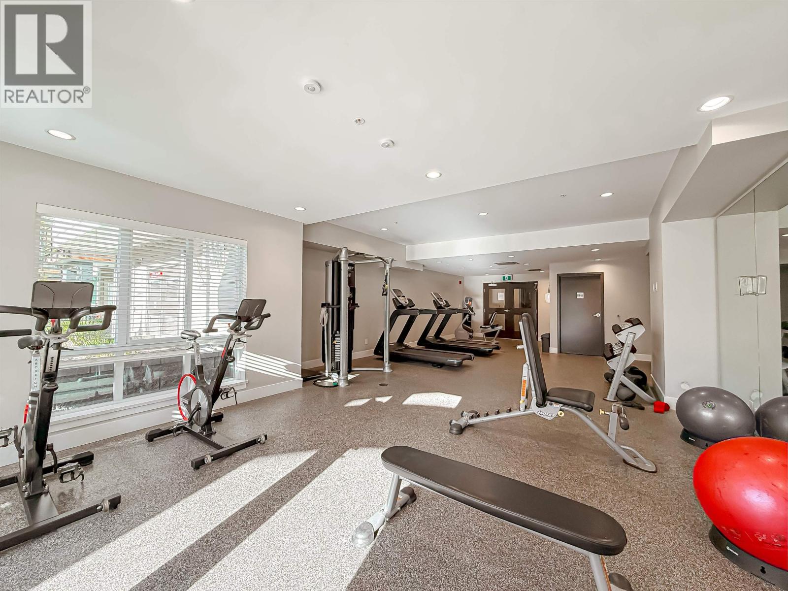 #323-4690 HAWK Lane, Tsawwassen