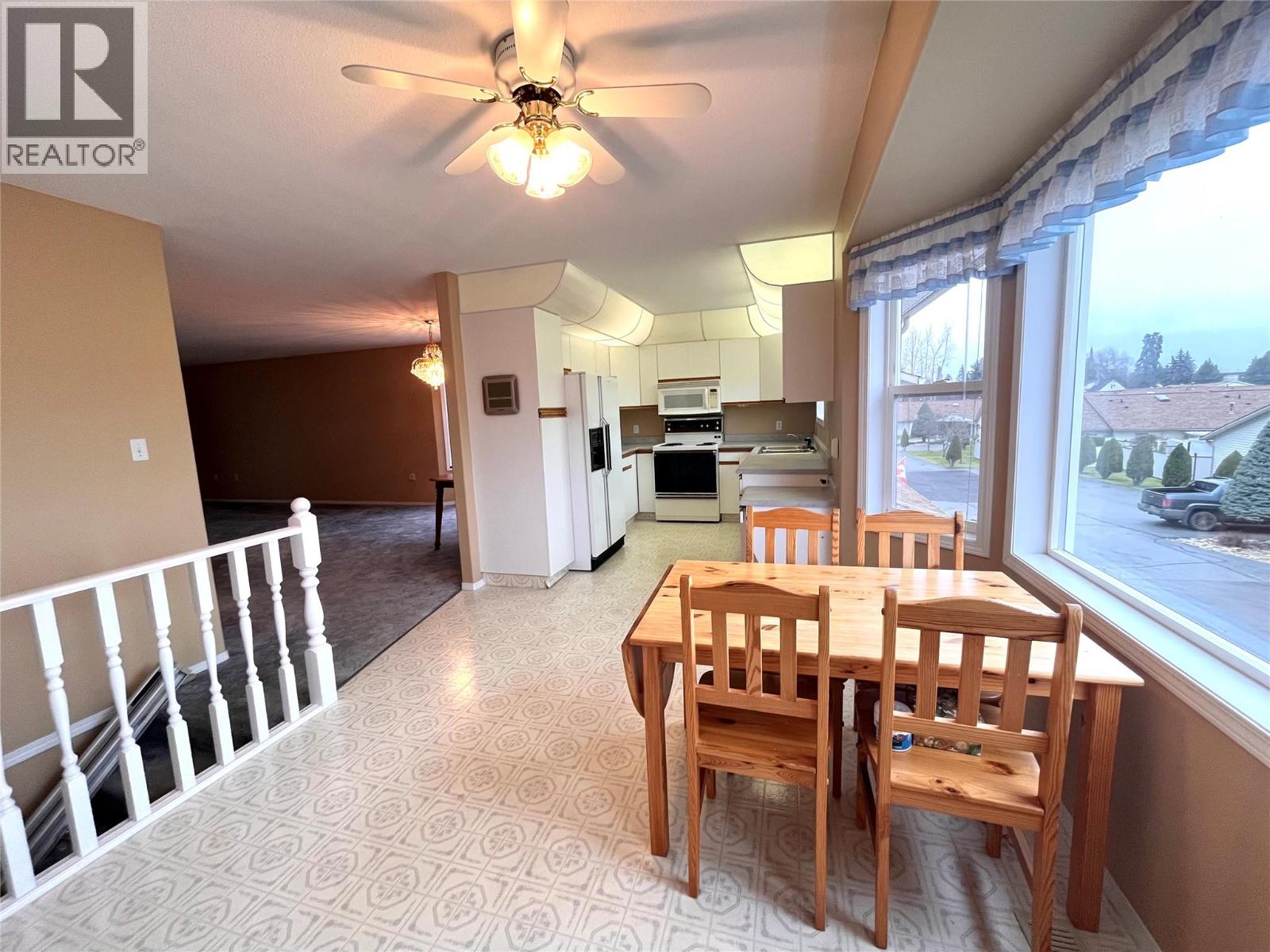 #13 2210 COLUMBIA Avenue - 6