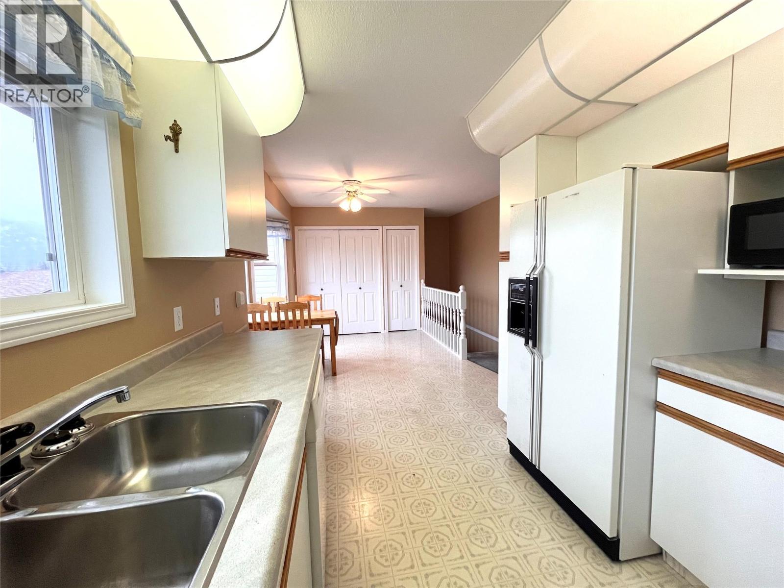 #13 2210 COLUMBIA Avenue - 5