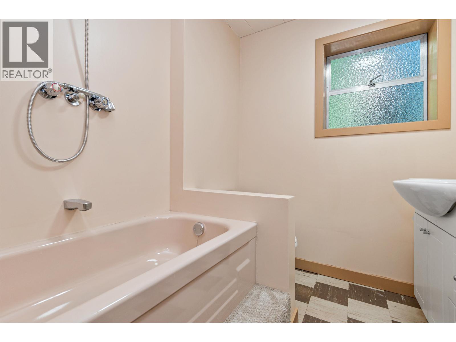 3687 COAST MERIDIAN ROAD, Port Coquitlam