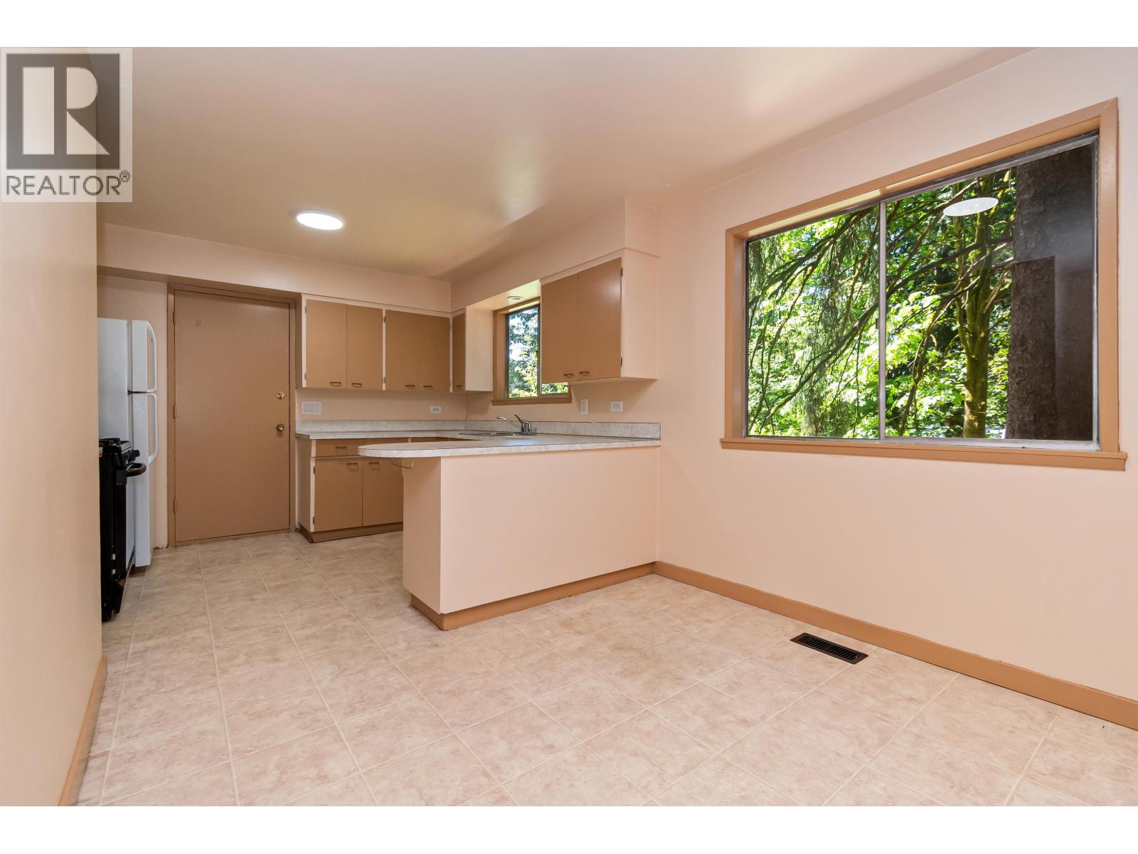 3687 COAST MERIDIAN ROAD, Port Coquitlam