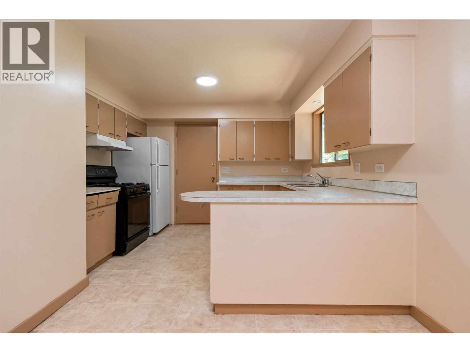 3687 COAST MERIDIAN ROAD, Port Coquitlam