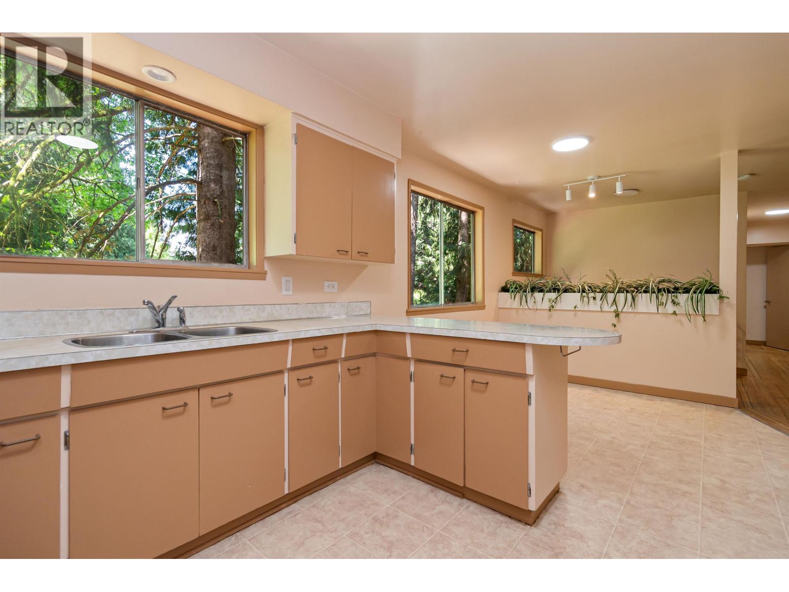 3687 COAST MERIDIAN ROAD, Port Coquitlam