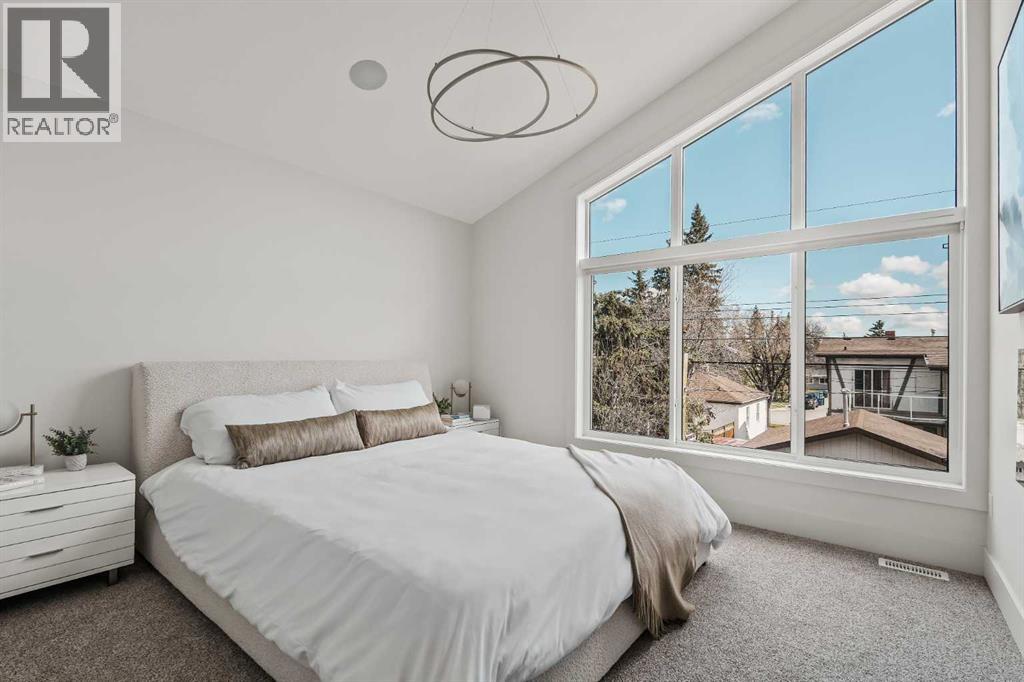 Single Family House for Sale in   Street NW West Hillhurst Calgary 