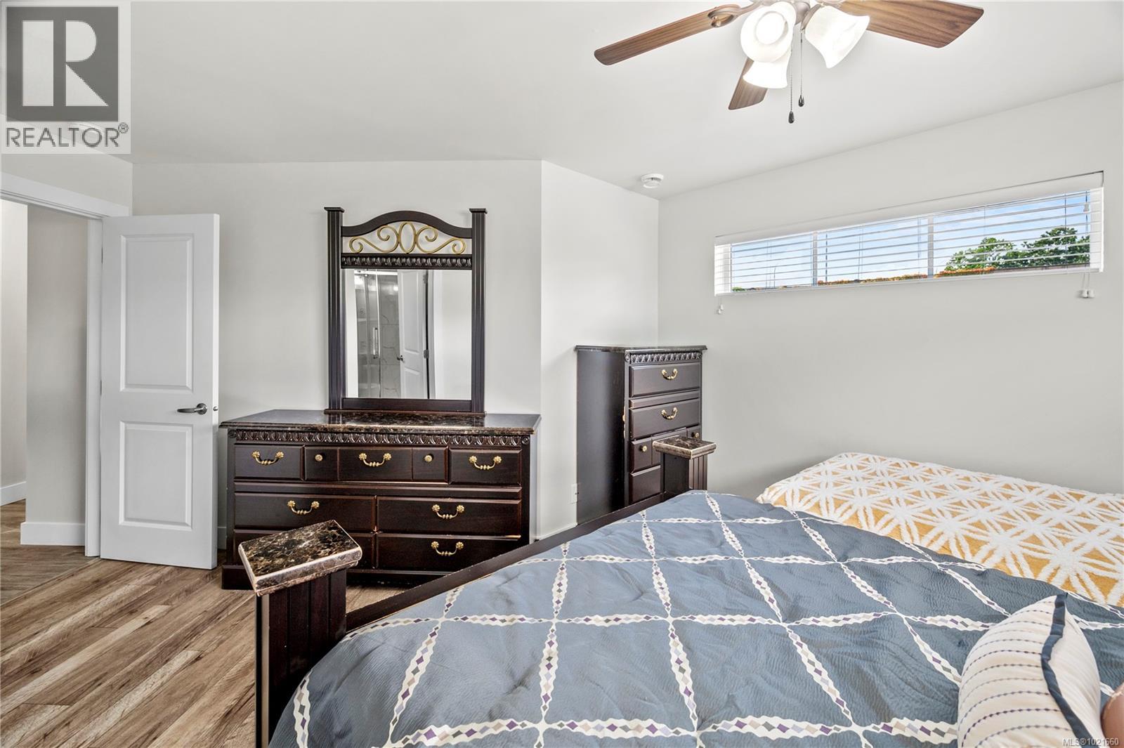 701 Strandlund Ave, Langford