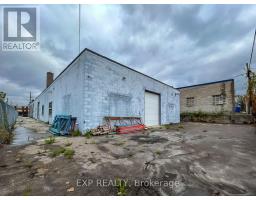 31 Milford Avenue, Toronto, ON M6M2W1 Photo 22