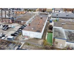 31 Milford Avenue, Toronto, ON M6M2W1 Photo 29