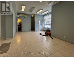 31 Milford Avenue, Toronto, ON M6M2W1 Photo 11