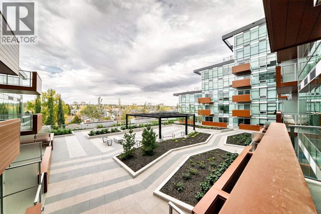 Single Family House for Sale in   A Street NW West Hillhurst Calgary 