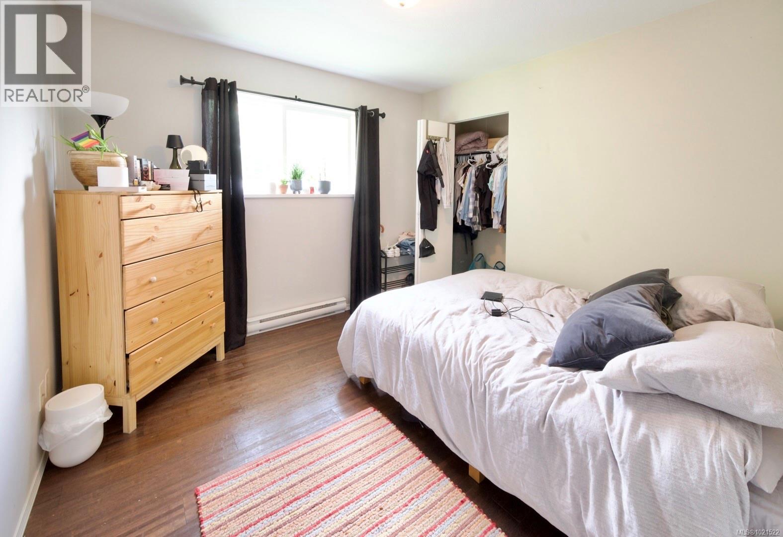 645 Shore Pine Cres, Tofino