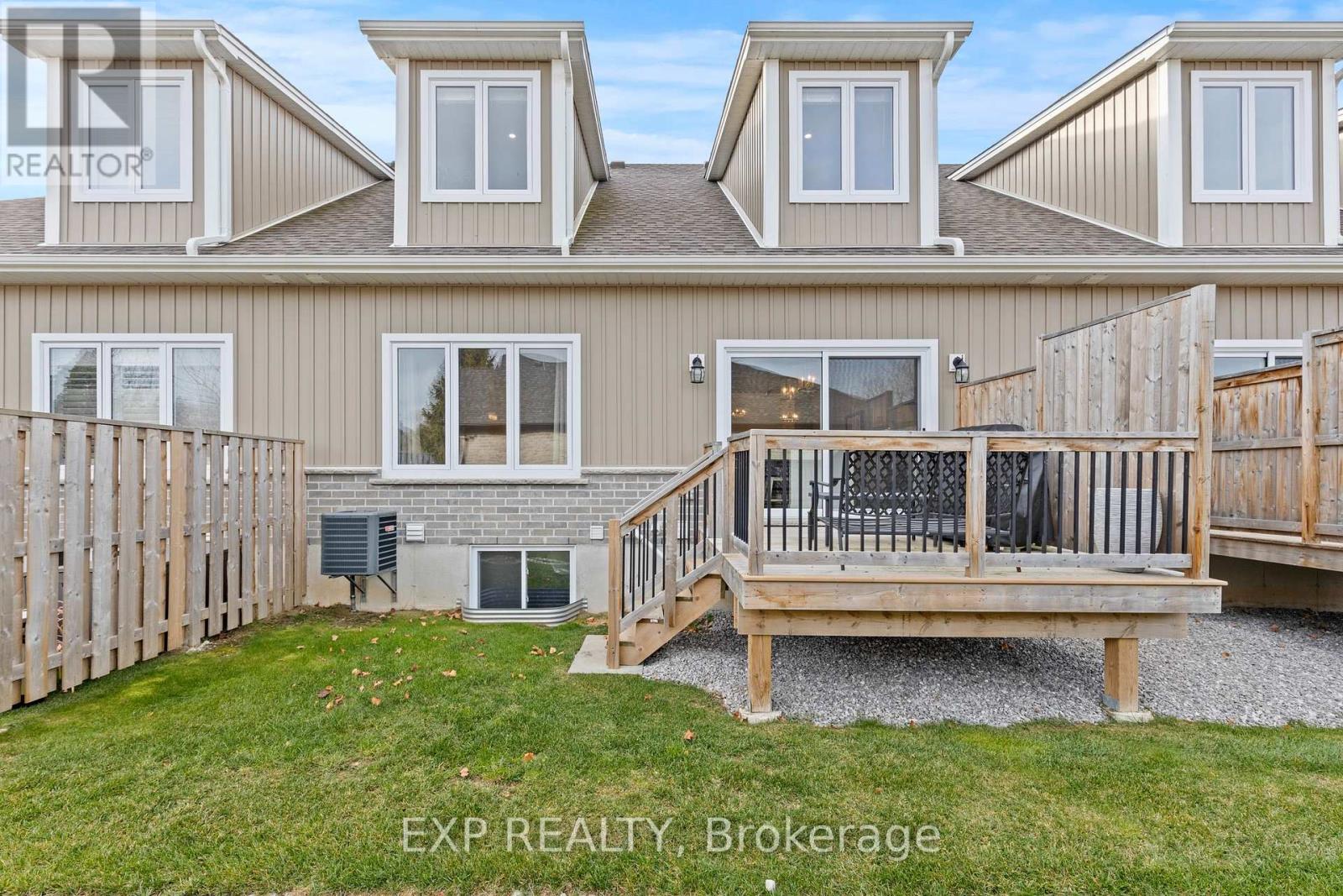 #31 744 NELSON STREET W - 39