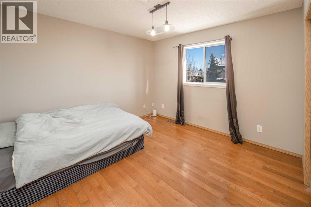 Single Family House for Sale in  Coventry Circle NE Coventry Hills Calgary 