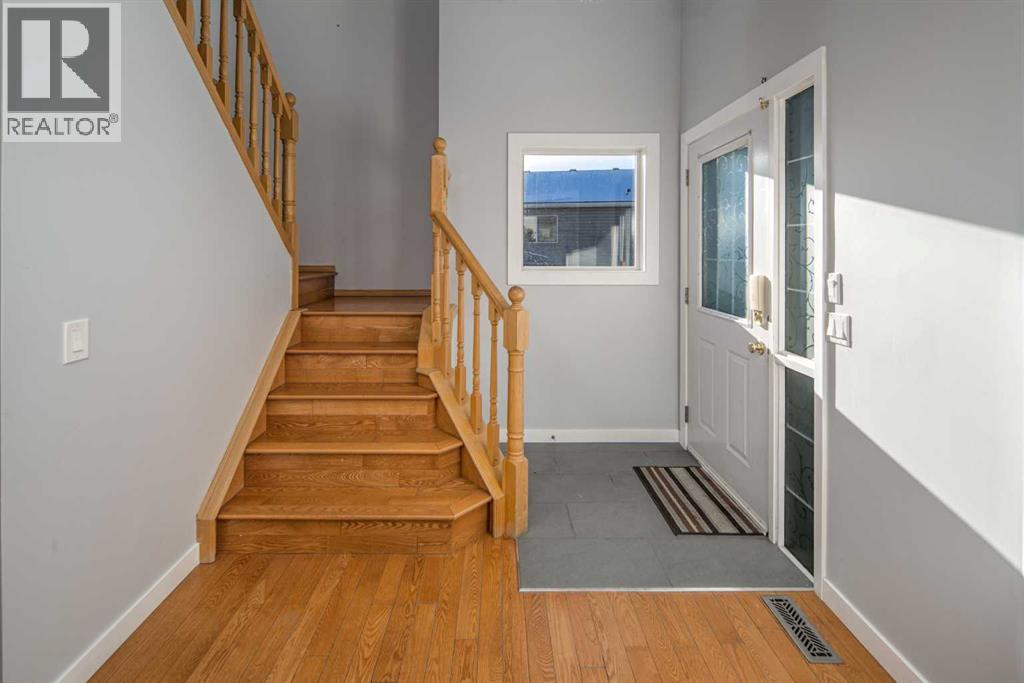 Single Family House for Sale in  Coventry Circle NE Coventry Hills Calgary 