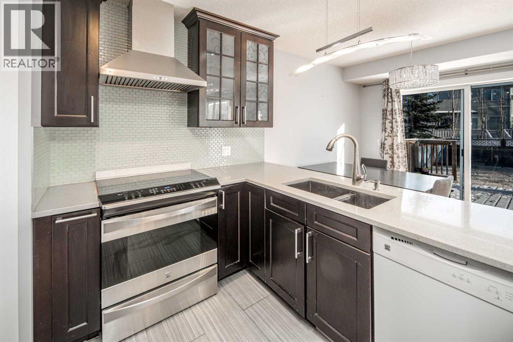 Single Family House for Sale in  Coventry Circle NE Coventry Hills Calgary 