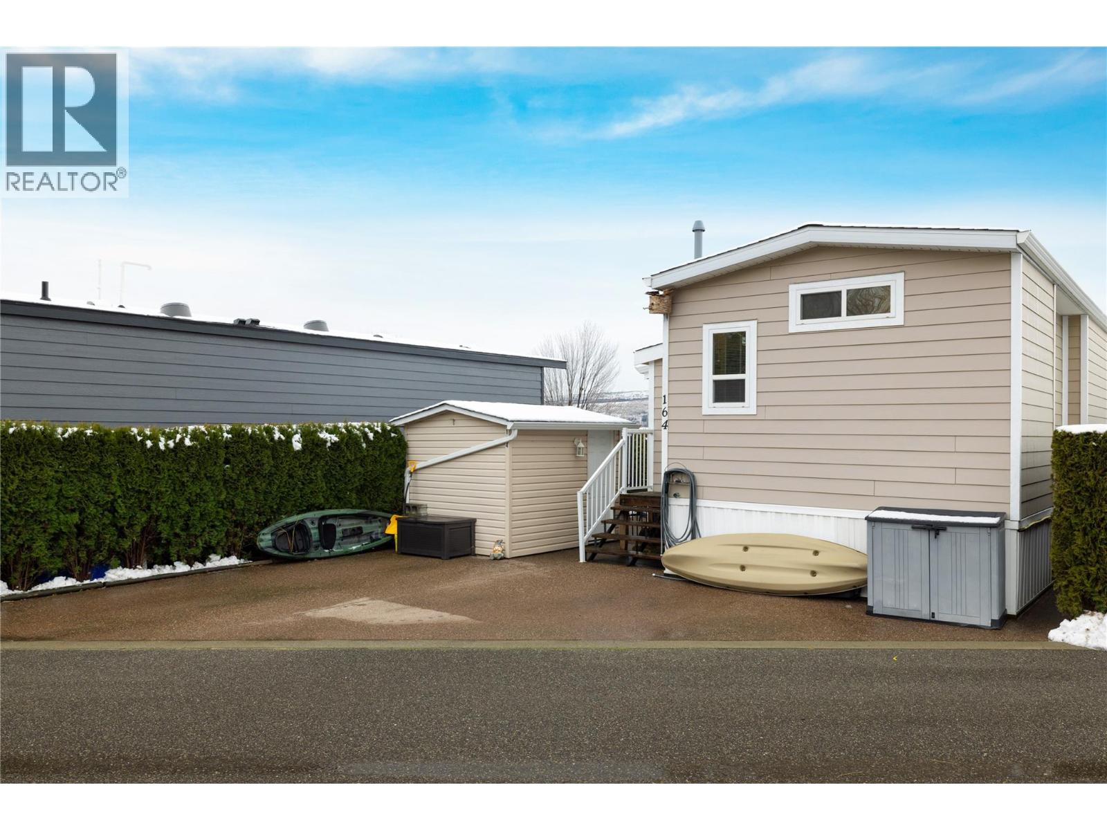 #164 8000 Highland Road - 1