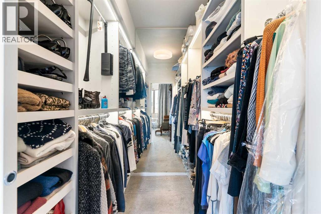 Single Family House for Sale in    Avenue SW Mission Calgary 