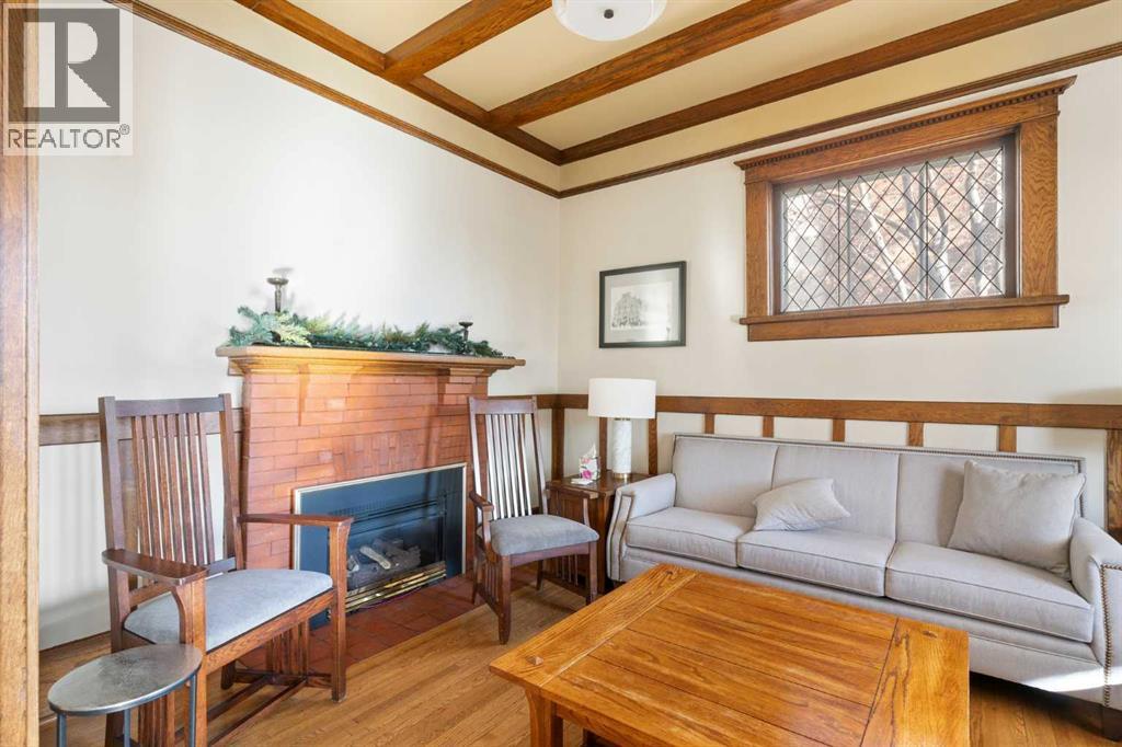 Single Family House for Sale in    Avenue SW Mission Calgary 