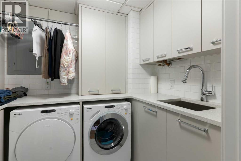 Single Family House for Sale in    Avenue SW Mission Calgary 