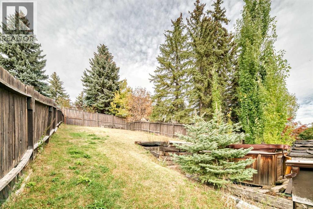 Single Family House Bungalow for Sale in  Silver Springs Road NW Silver Springs Calgary 