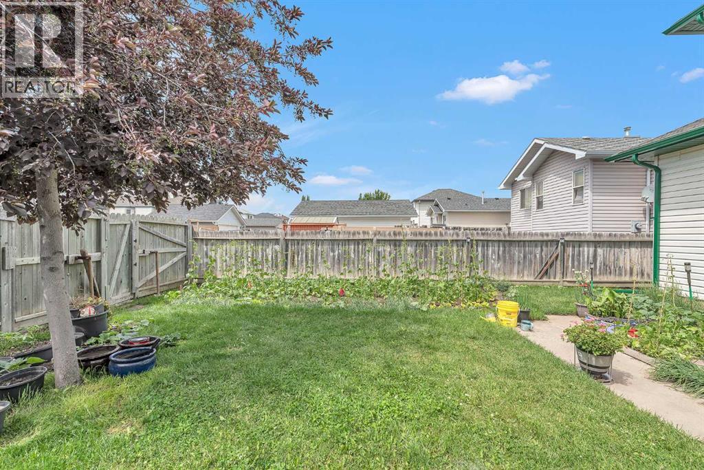 Single Family House for Sale in  harvest rose Circle NE Harvest Hills Calgary 