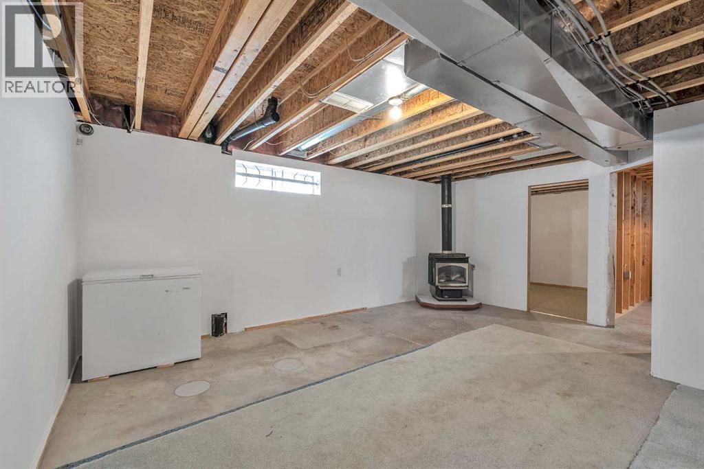 Single Family House for Sale in  harvest rose Circle NE Harvest Hills Calgary 