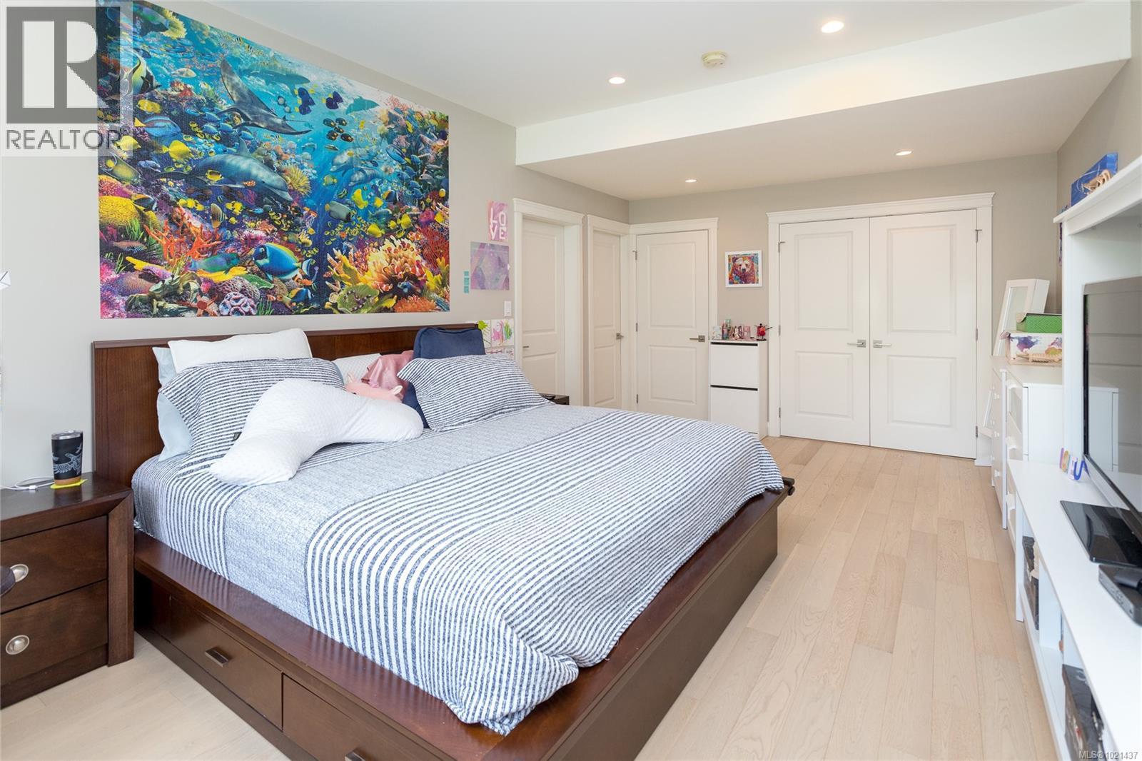 2140 Champions Way, Langford