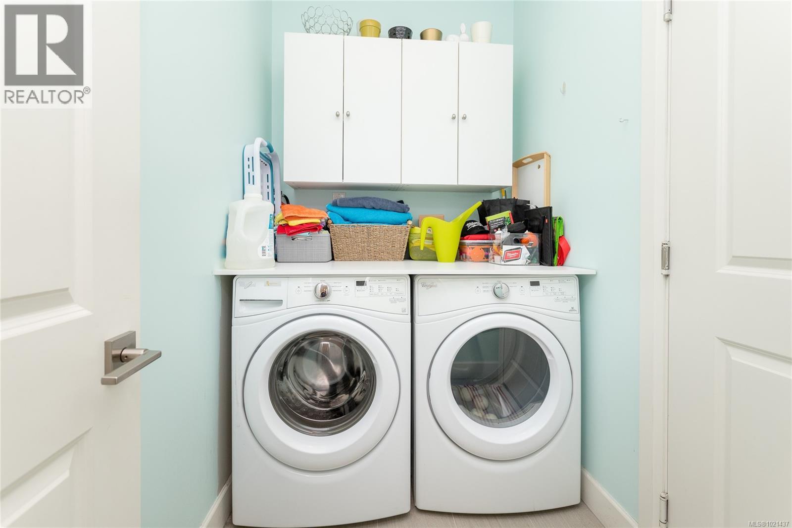 2140 Champions Way, Langford