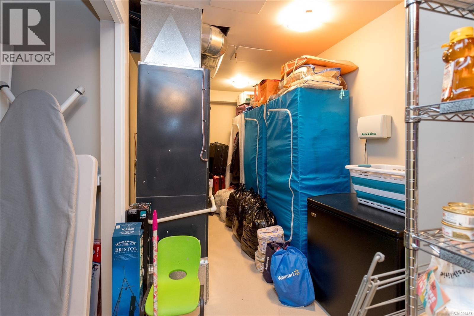 2140 Champions Way, Langford