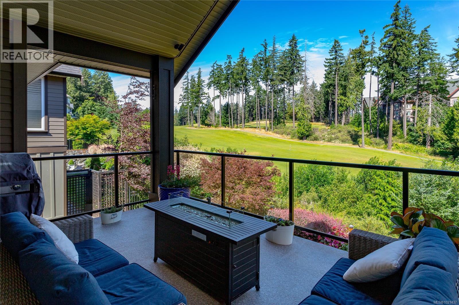 2140 Champions Way, Langford