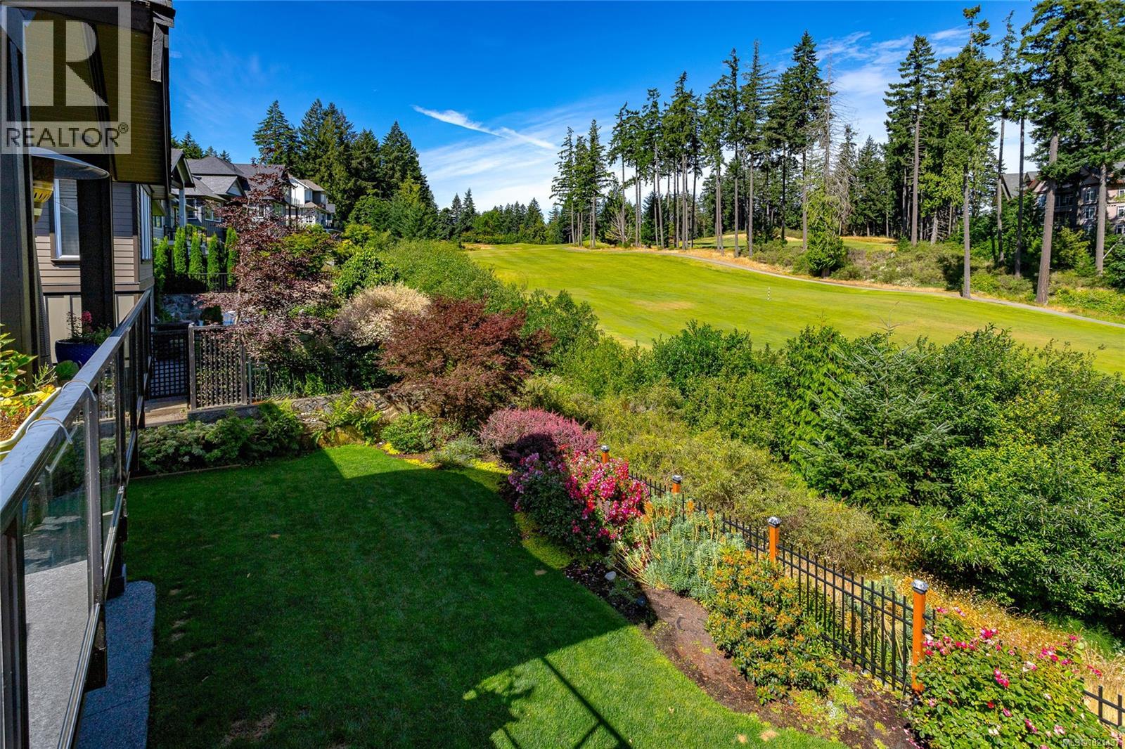 2140 Champions Way, Langford