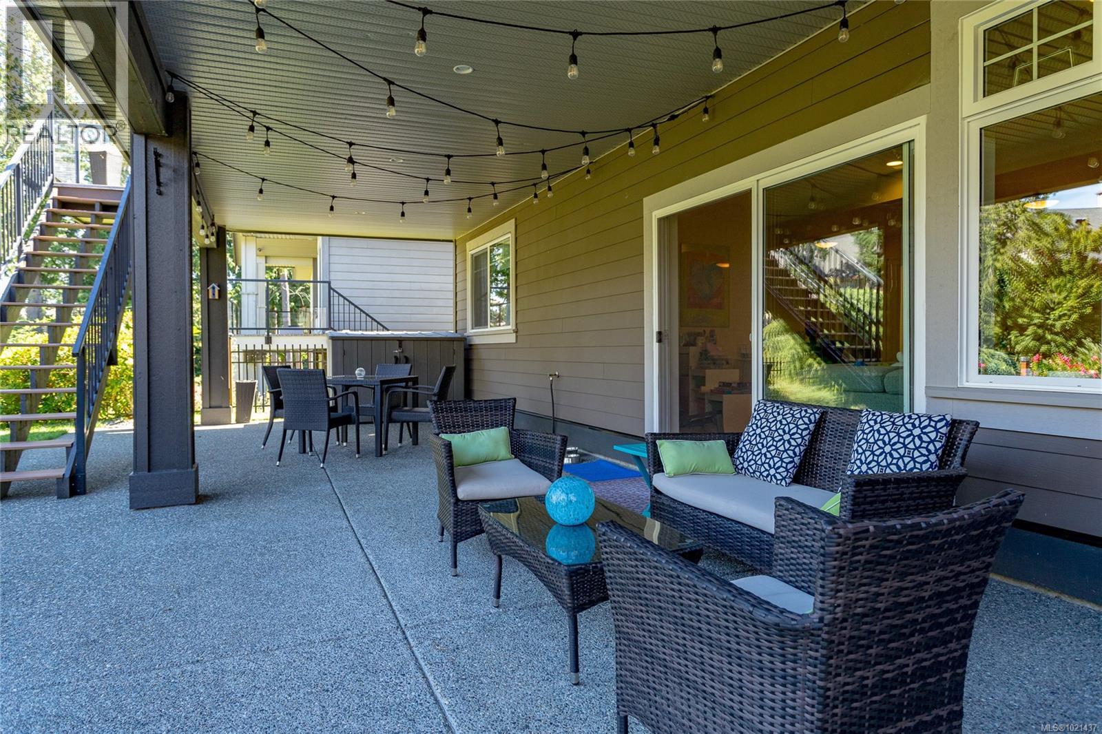 2140 Champions Way, Langford