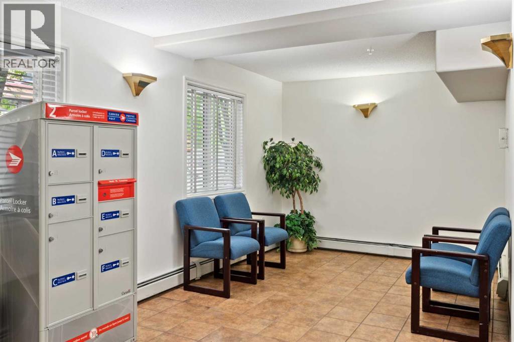 Single Family House for Sale in    Avenue SW Eau Claire Calgary 